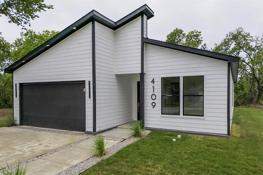 4109 Rupert Street — photo