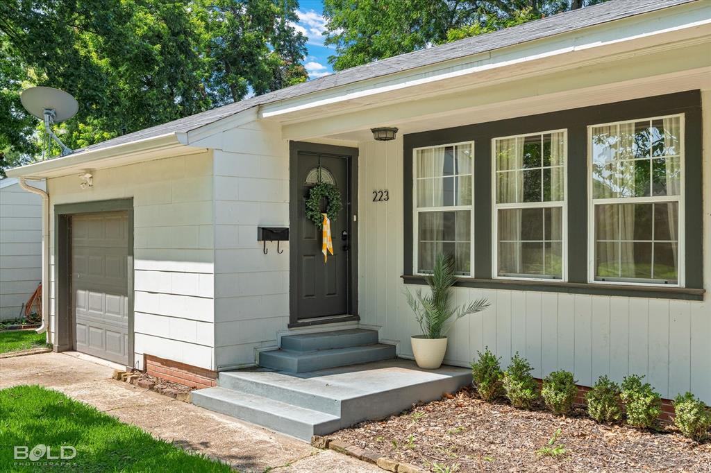 223 Leland Drive — photo