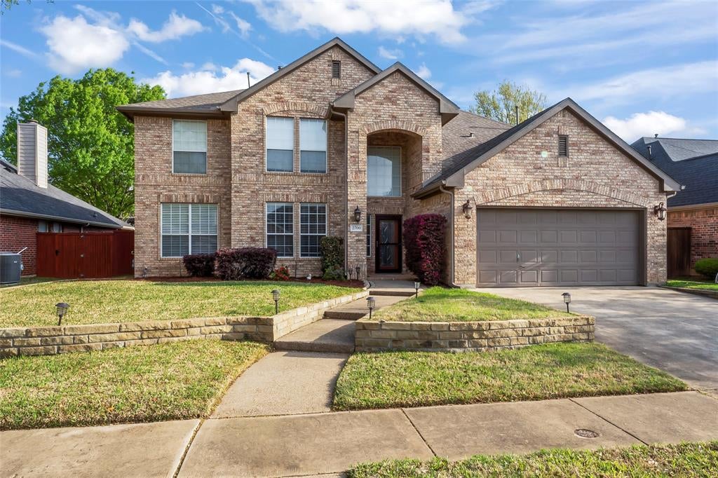 2700 Timberwood Drive — photo