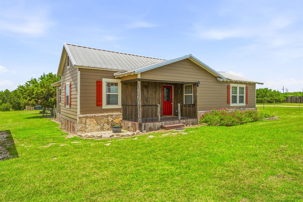 1470 Private Road 701 — photo