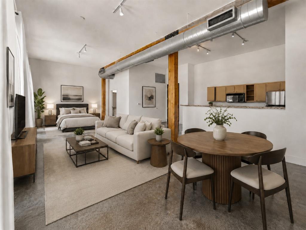 2502 Live Oak Street 236 — photo