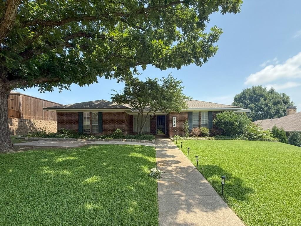 314 Shepards Hill Drive — photo