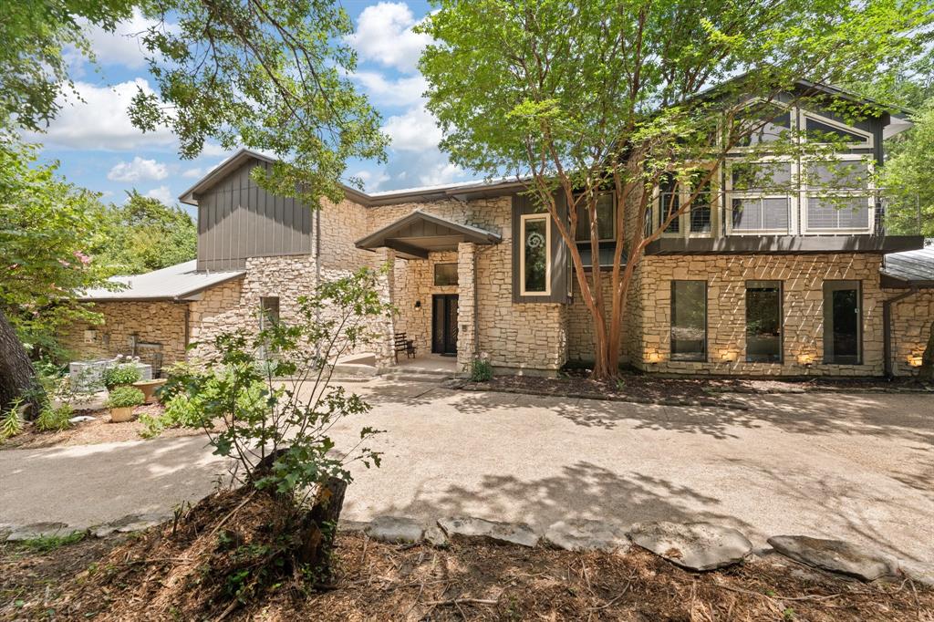 613 Armadillo Court — photo