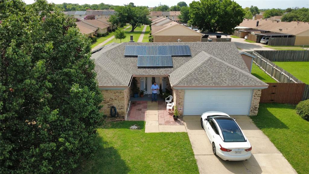 3030 Meadow Creek Court — photo