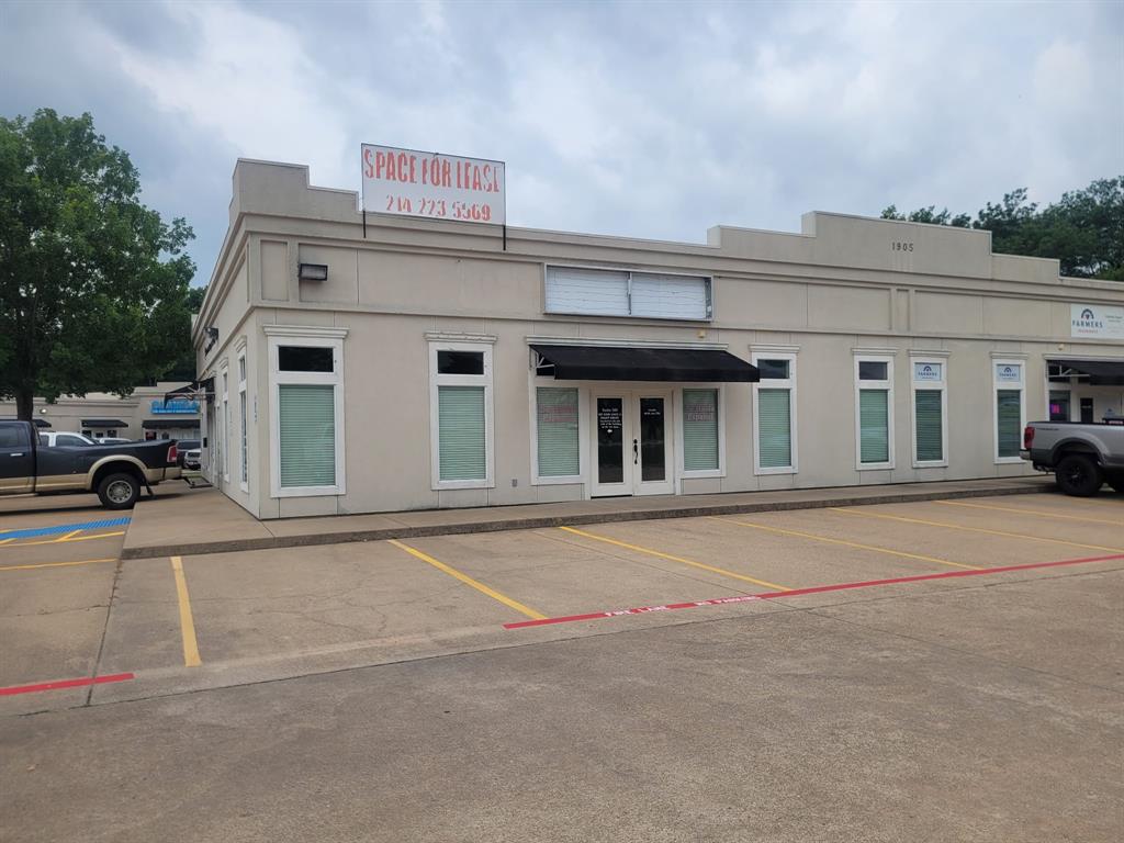 1905 W Ennis Avenue 301 — photo