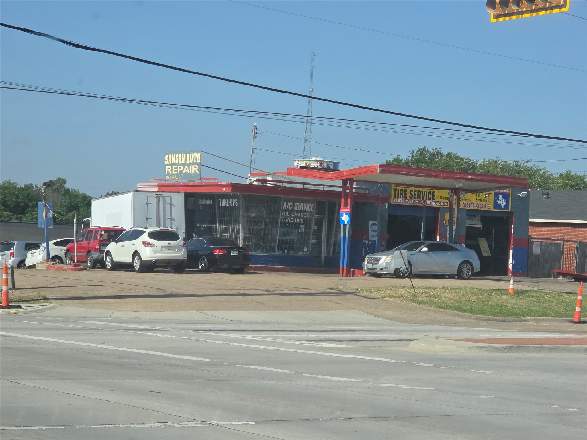 701 W Dickey Road — photo