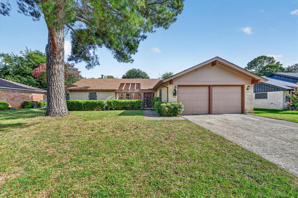 7312 Vanessa Drive — photo