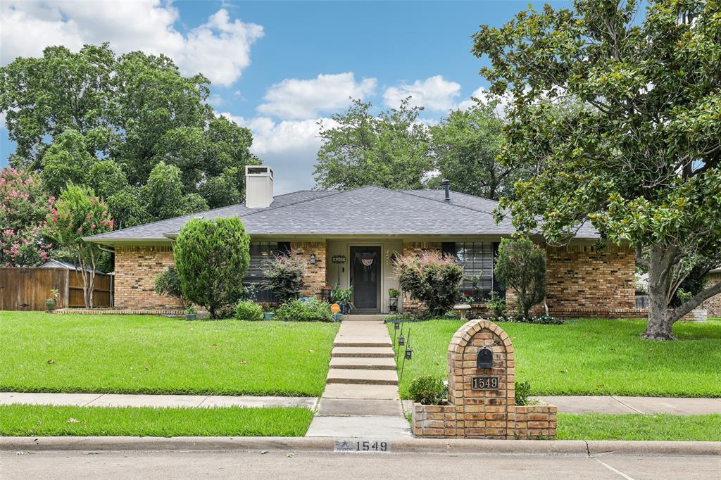 1549 Oak Creek Drive — photo
