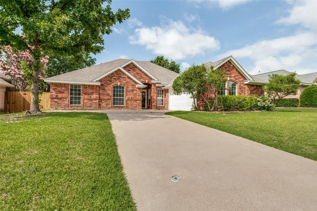 2110 Chrisman Trail — photo