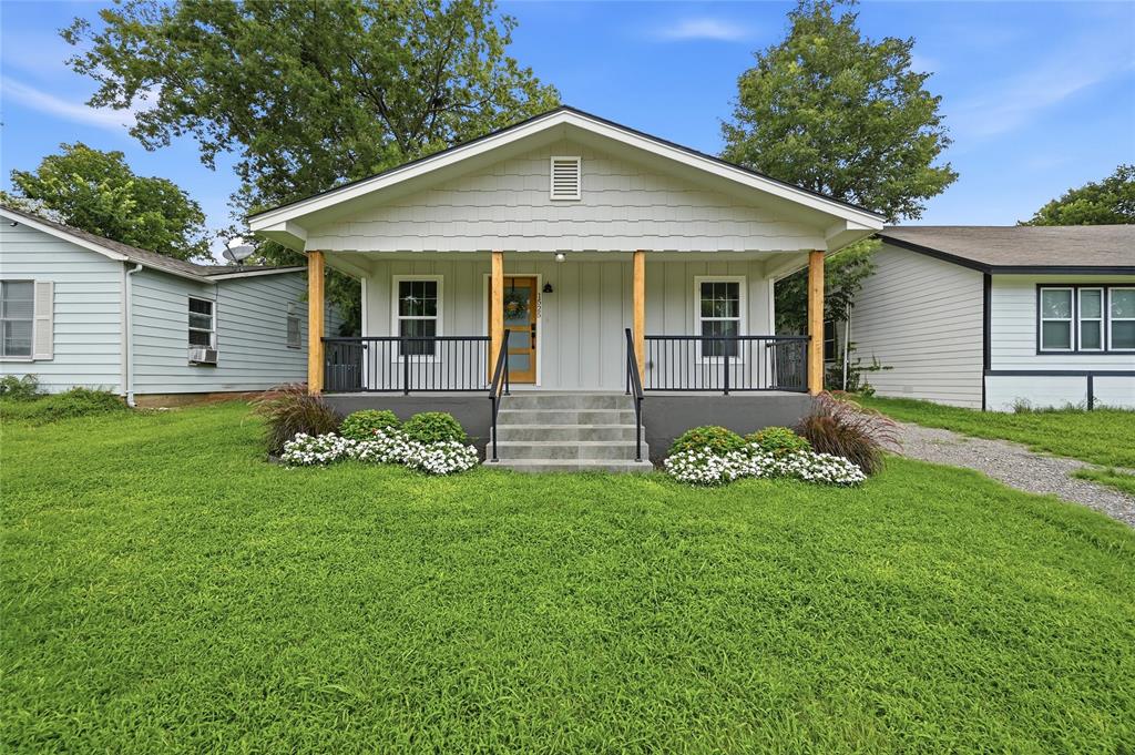 1525 W Woodard Street — photo