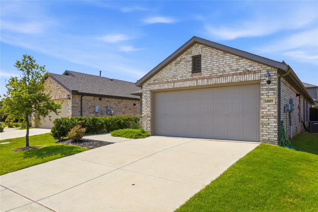 14009 Danesdale Drive — photo