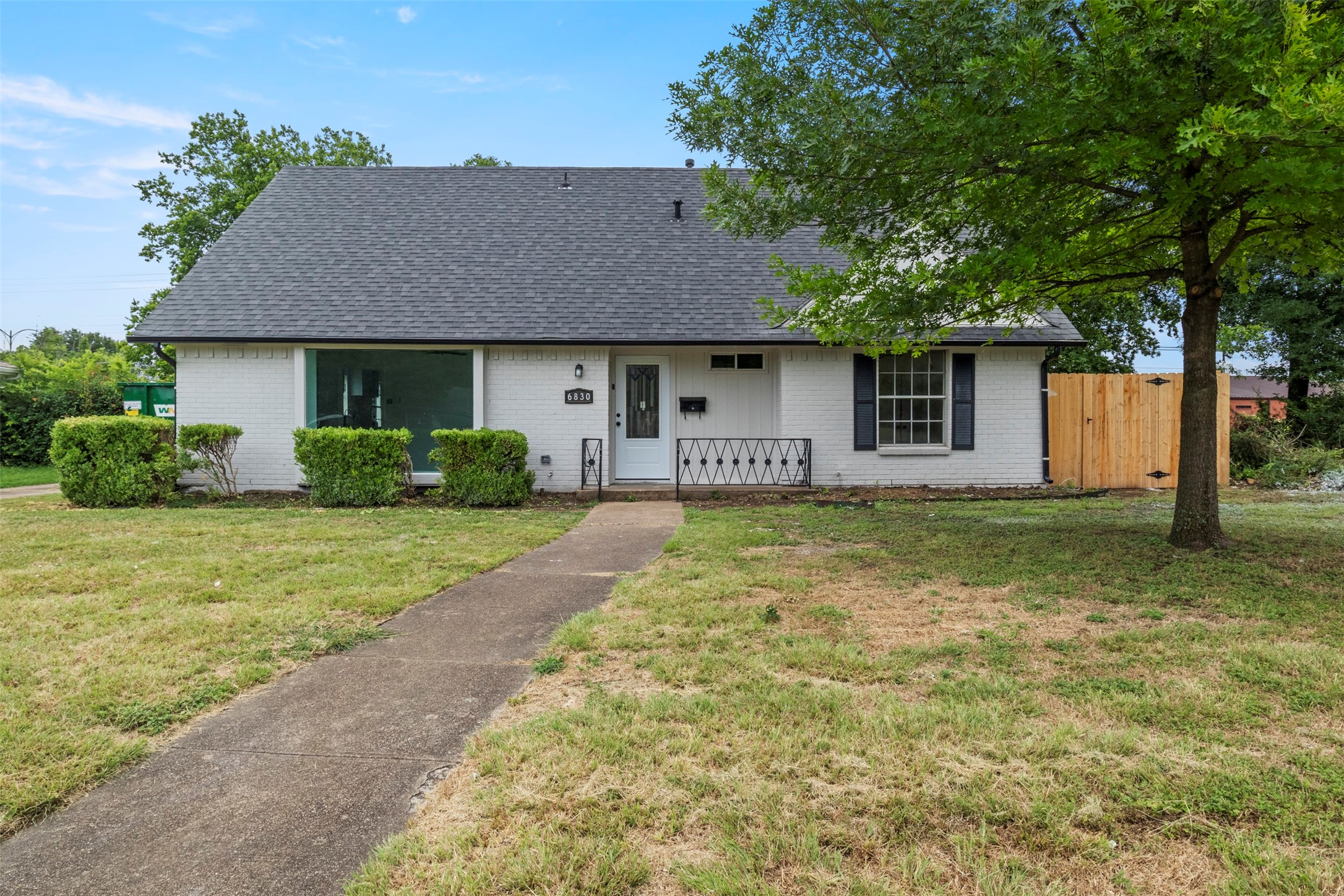 6830 Golf Hill Drive — photo