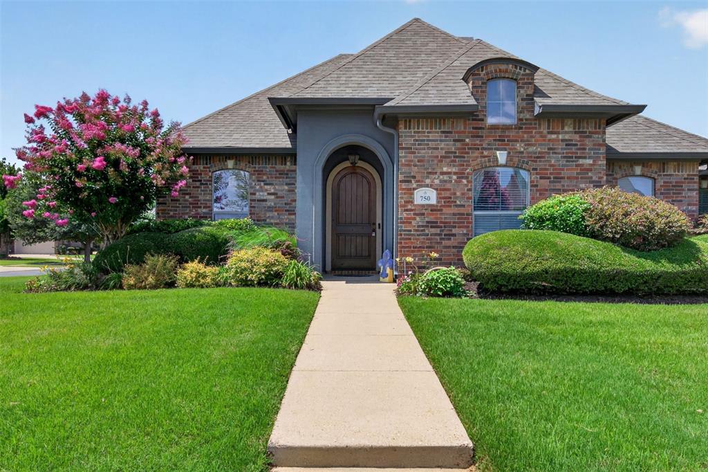750 Hackberry Drive — photo