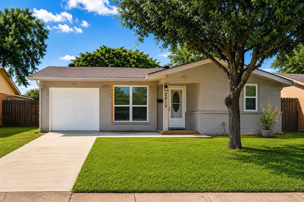 2819 Cary Drive — photo