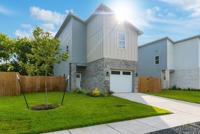 2662 Sutton Street — photo