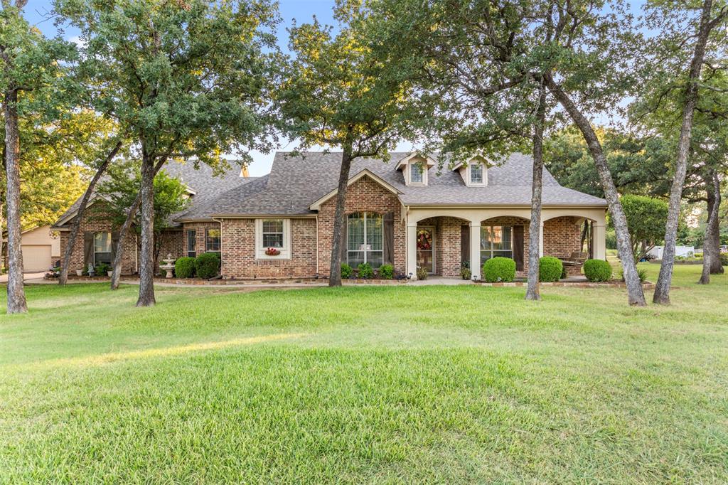 3900 Creekside Court — photo