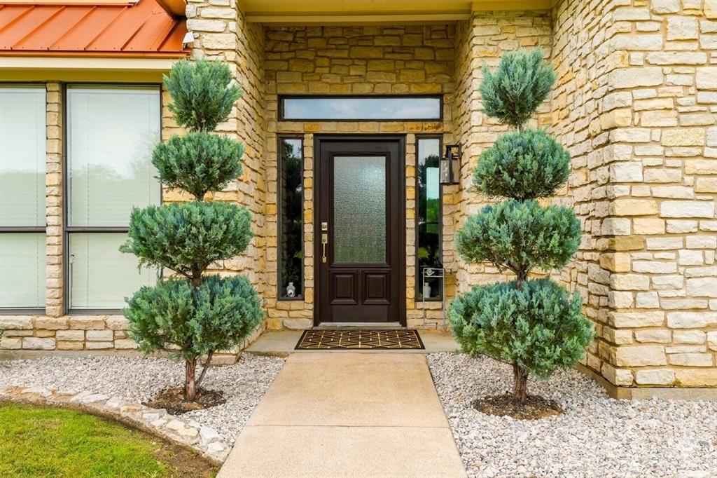 4895 Meadow Brze Court — photo