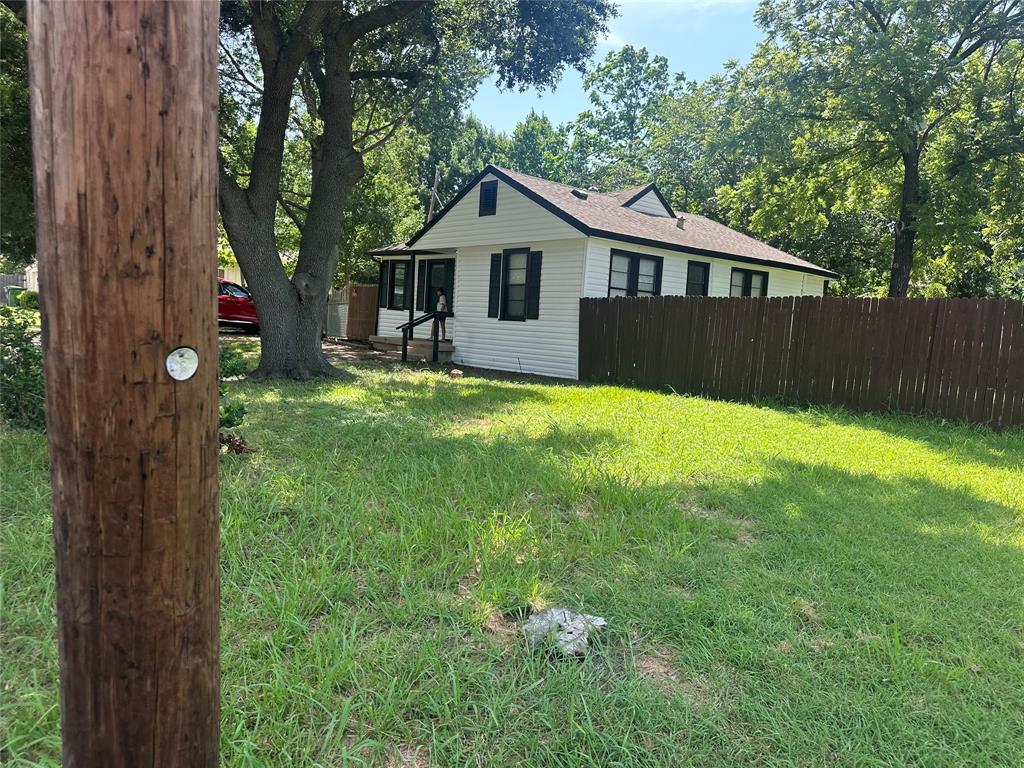 1602 Bruce Drive — photo
