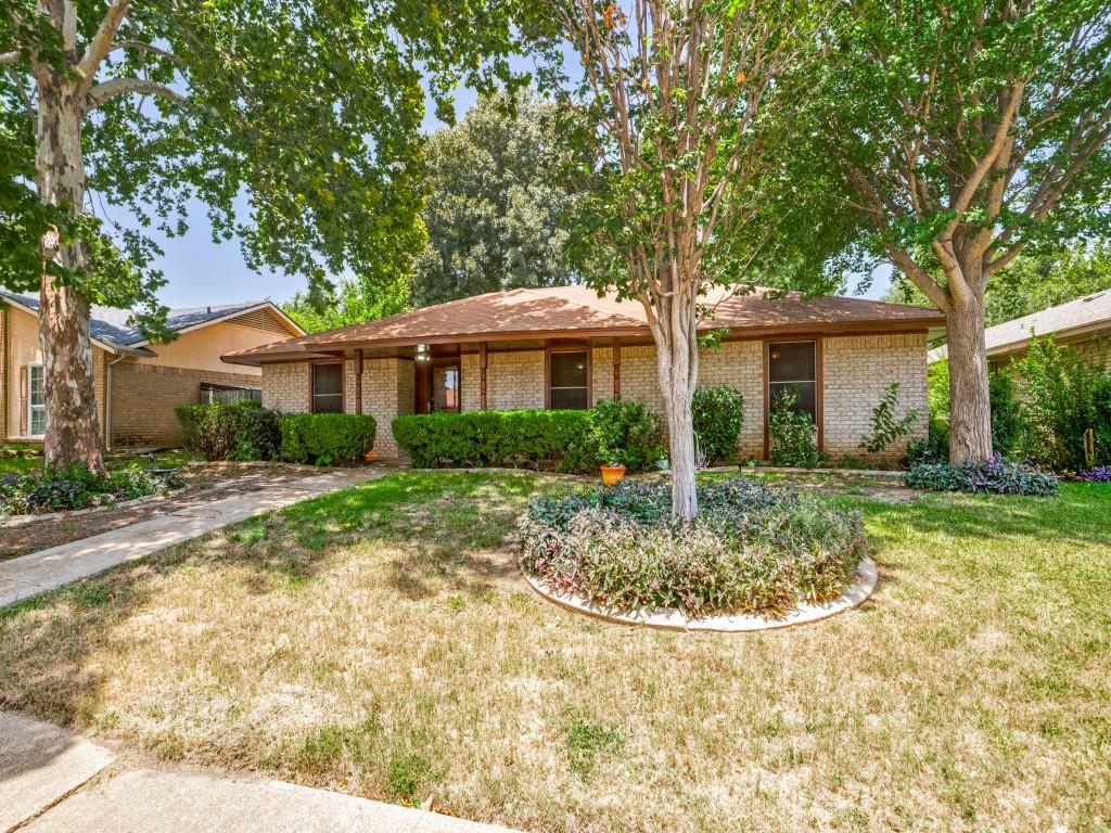 7133 Bayberry Lane — photo