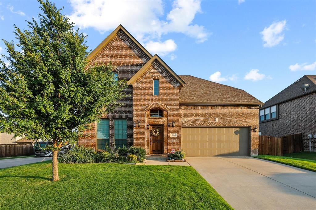 223 Thompson Drive — photo