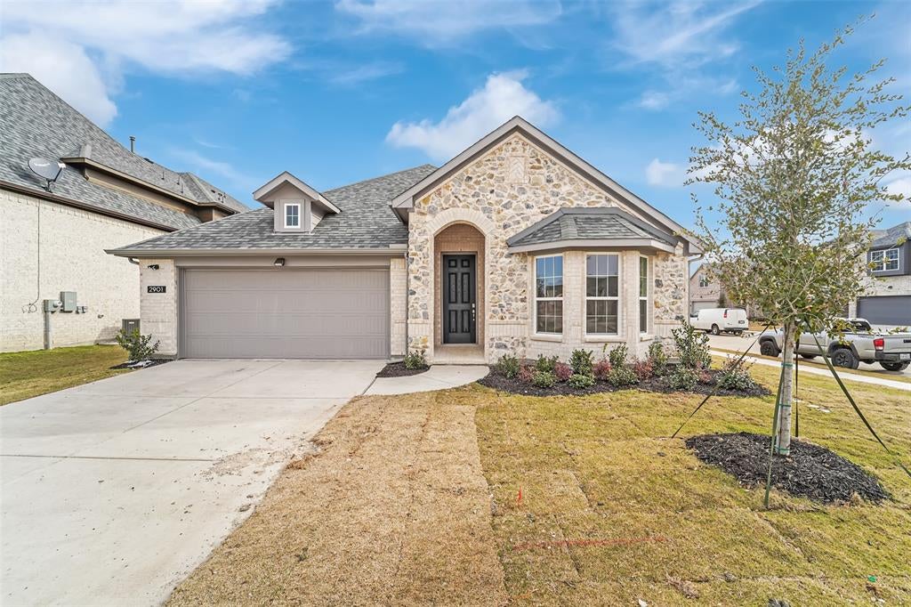 2901 Cantoni Creek — photo