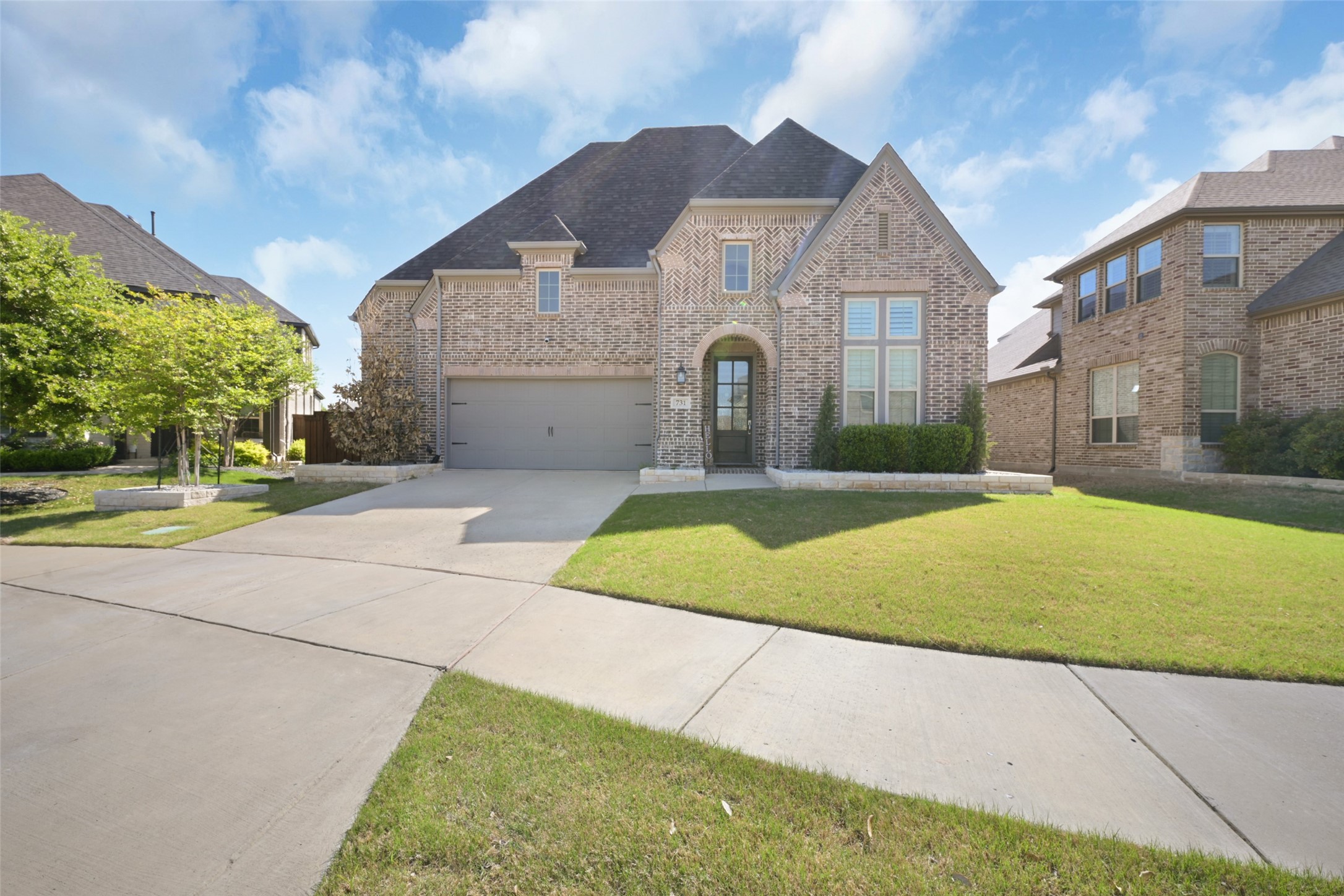 731 Drummond Drive — photo
