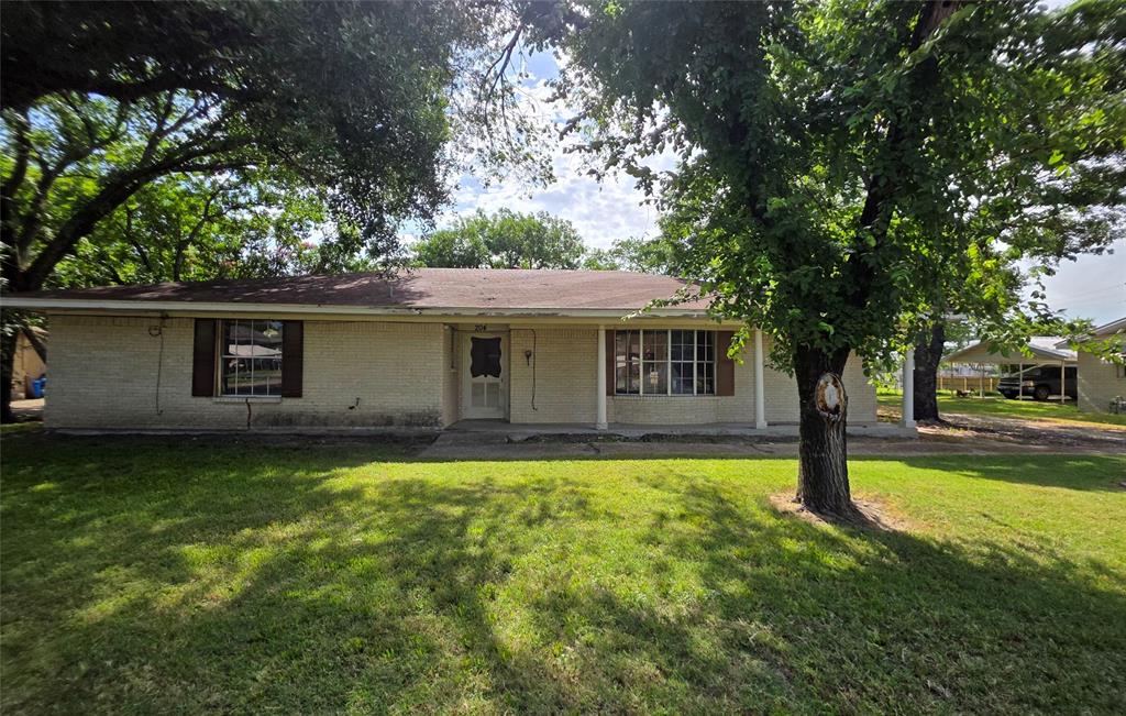 204 Fordyce Street — photo