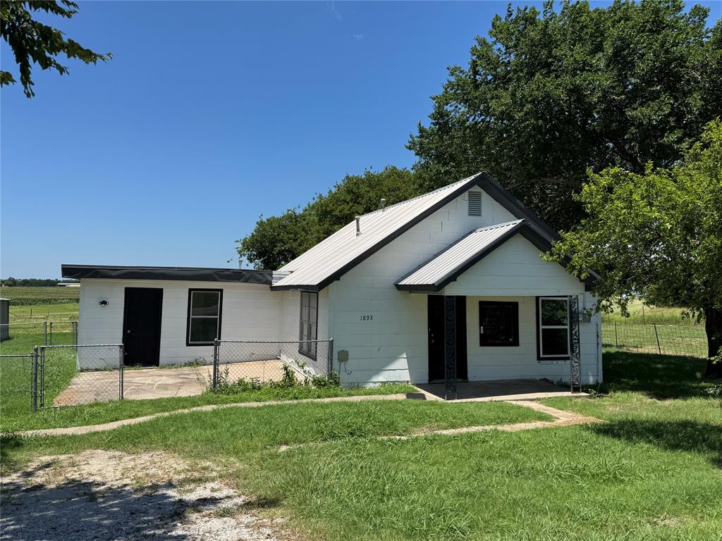1893 FM 1198 — photo