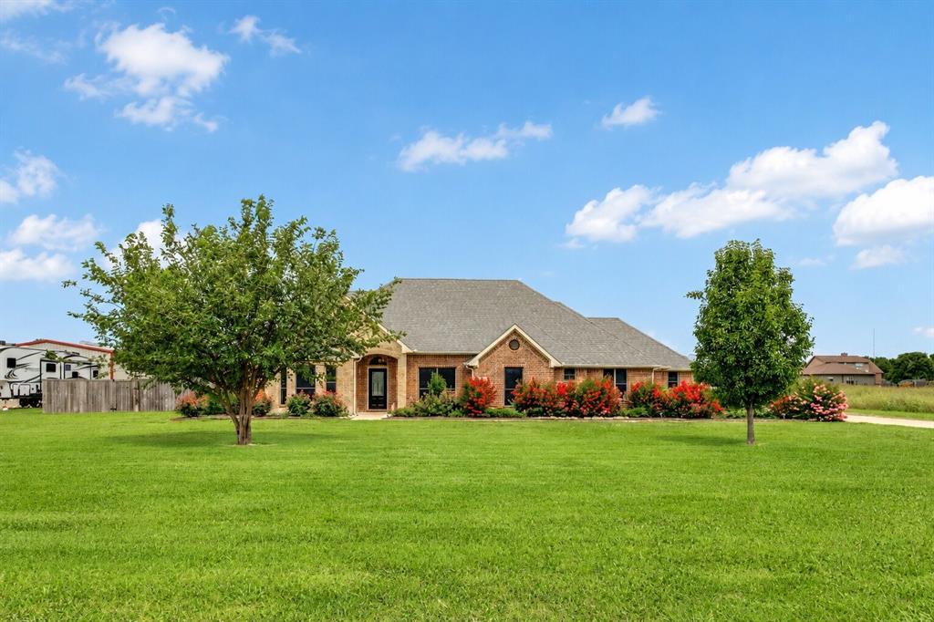 1745 County Road 1106 — photo