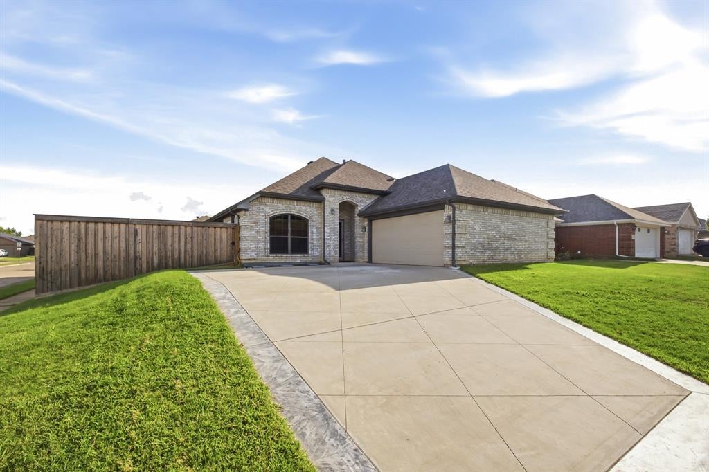 9101 Autumn Falls Drive — photo