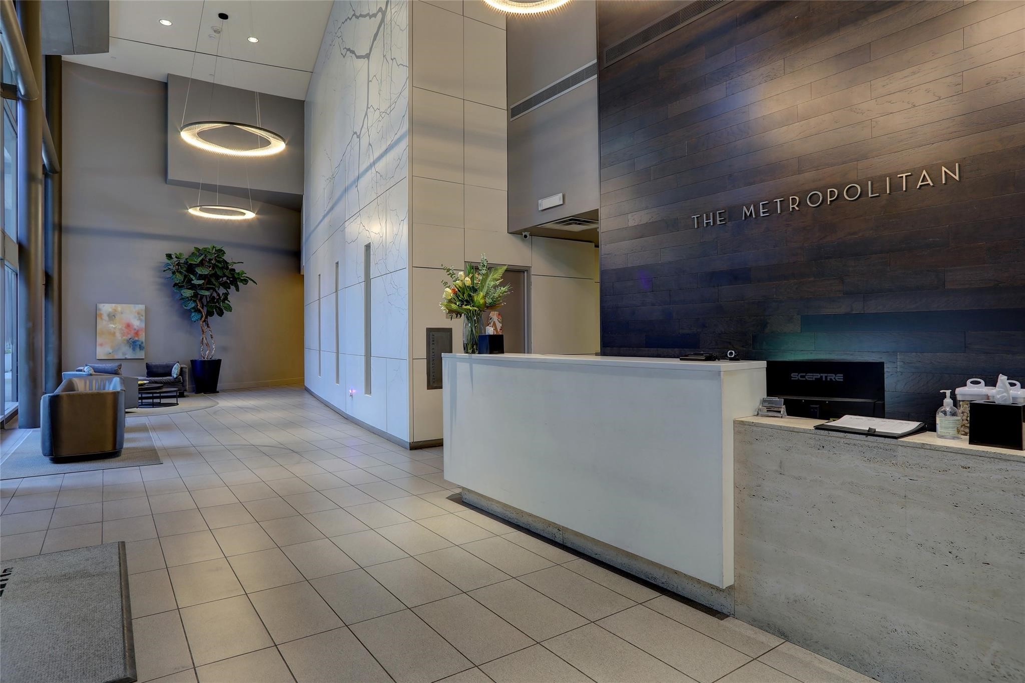 1200 Main Street 2408 — photo