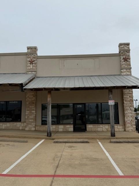 2751 E Price Street — photo