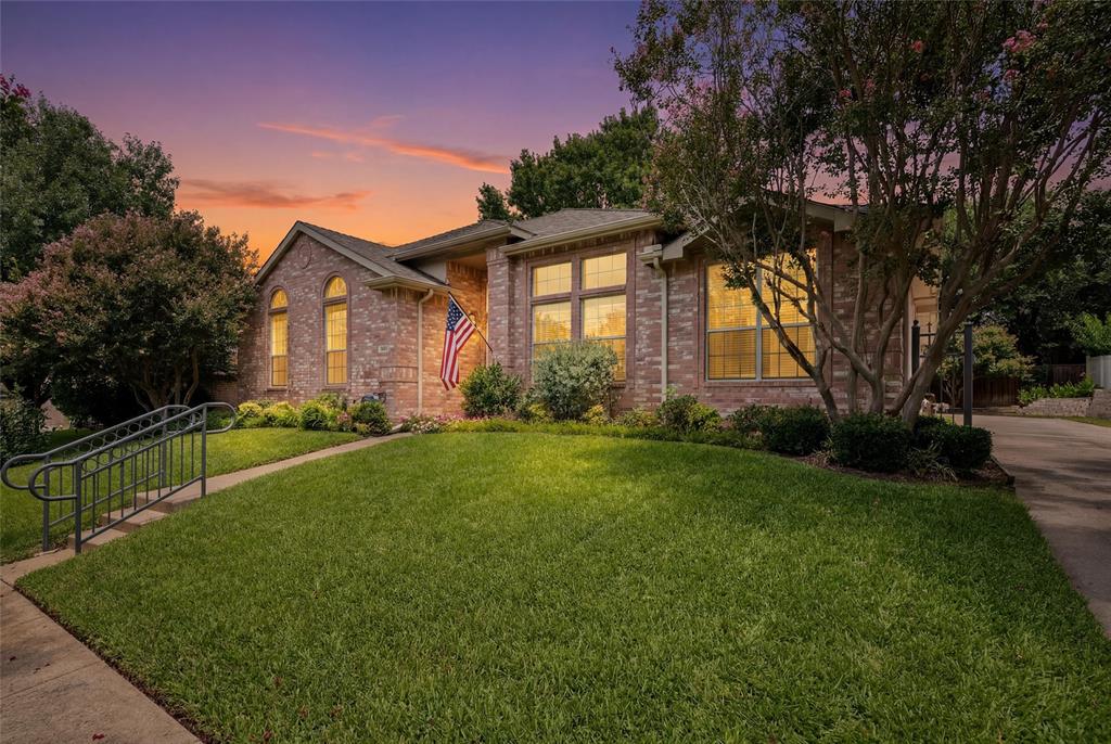 2608 Rochelle Drive — photo