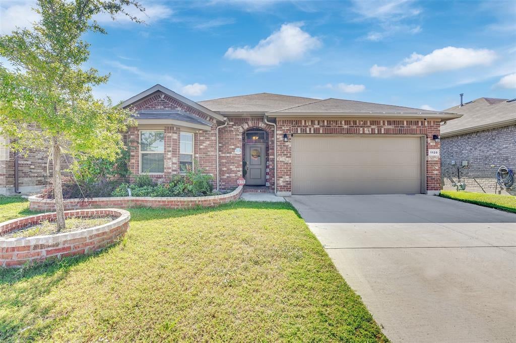 1120 Gillespie Drive — photo