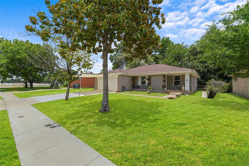 9209 Palisade Drive — photo