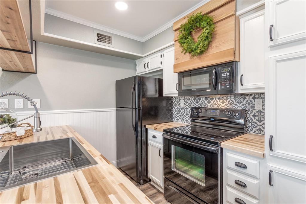 16301 Ledgemont Lane 283 — photo