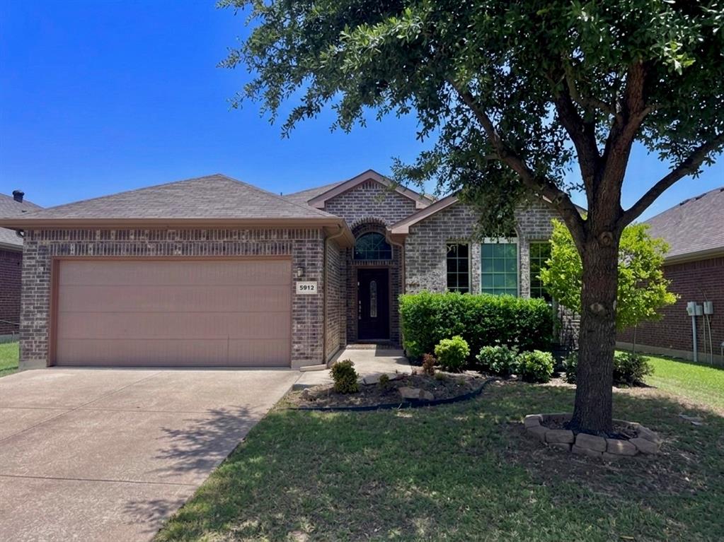 5912 Paluxy Sands Trail — photo