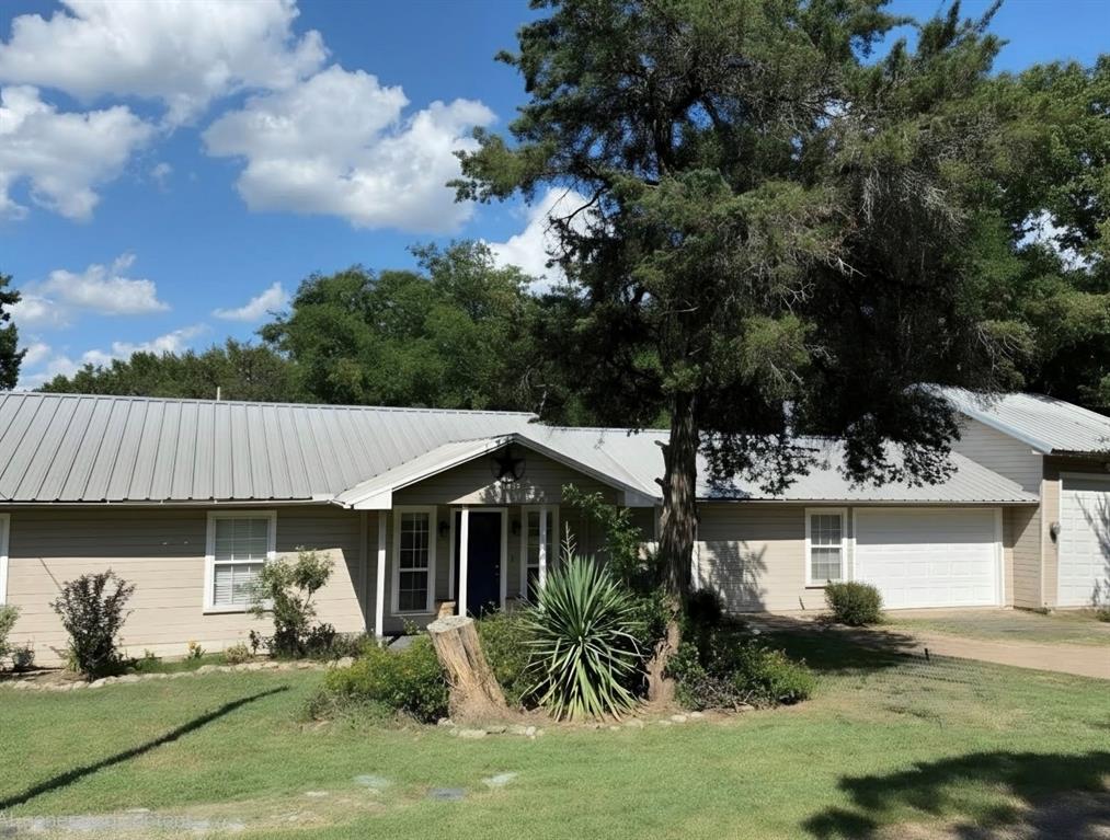 9217 Indian Trail — photo
