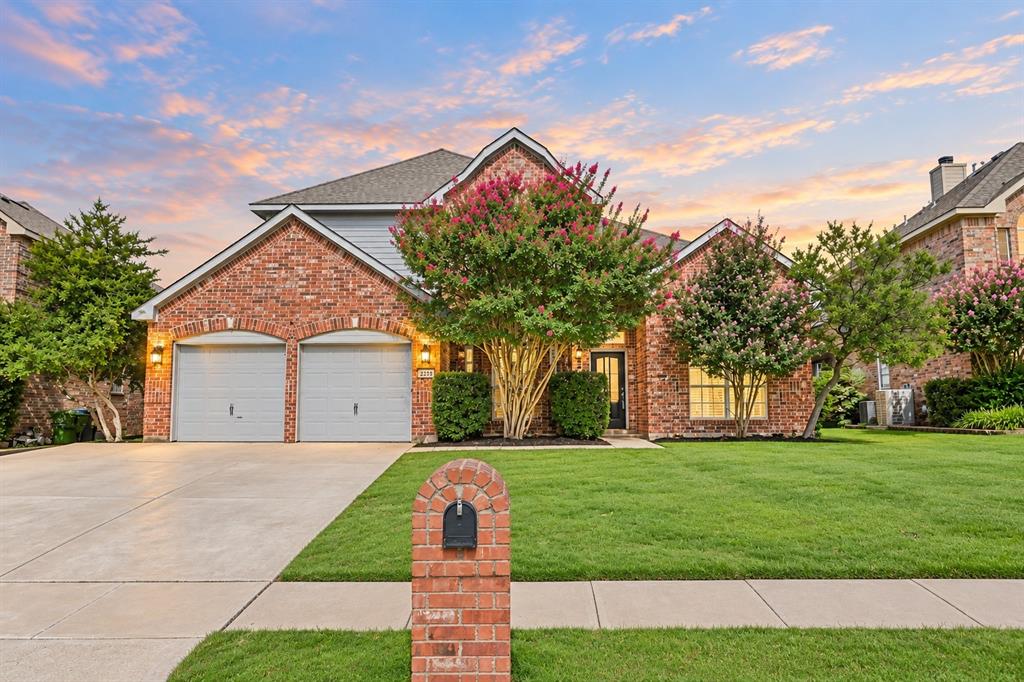 2225 Kings Forest Lane — photo