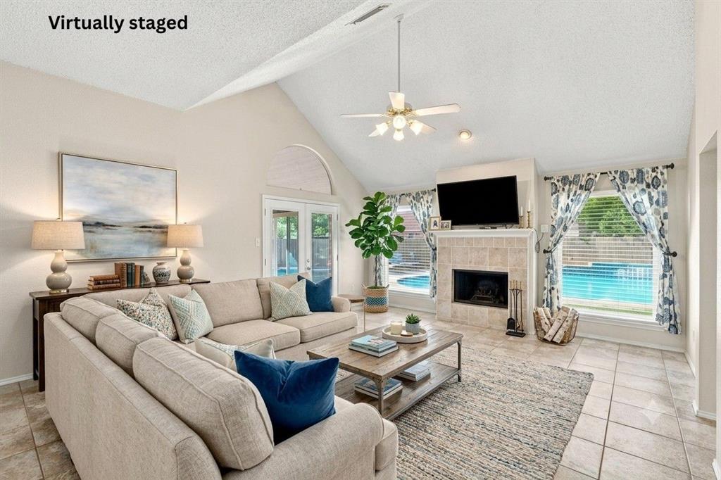 316 Willow Creek Lane — photo