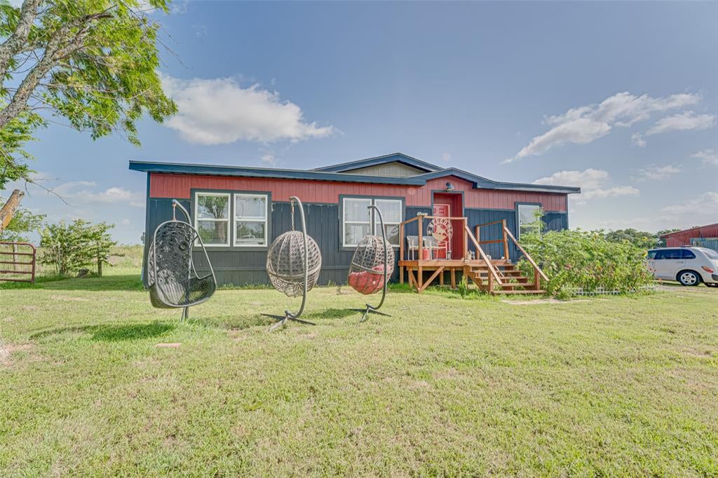 3912 County Road 4119 — photo