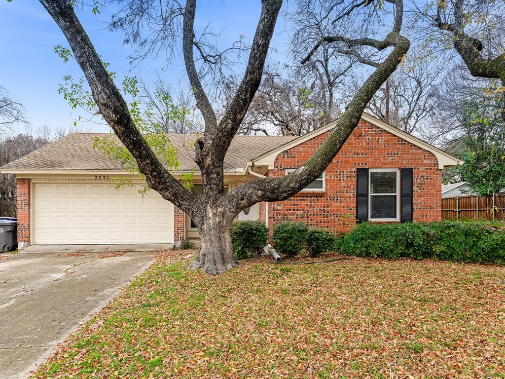 3245 Myra Lane — photo
