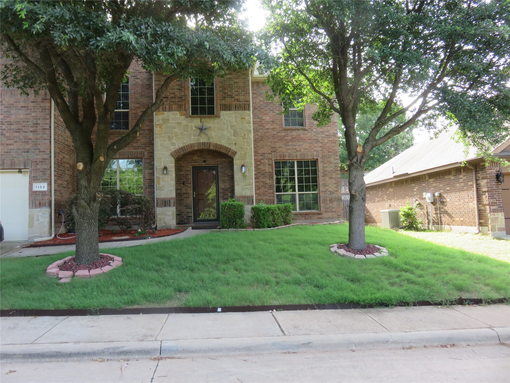 1122 Walter Stephenson Road — photo