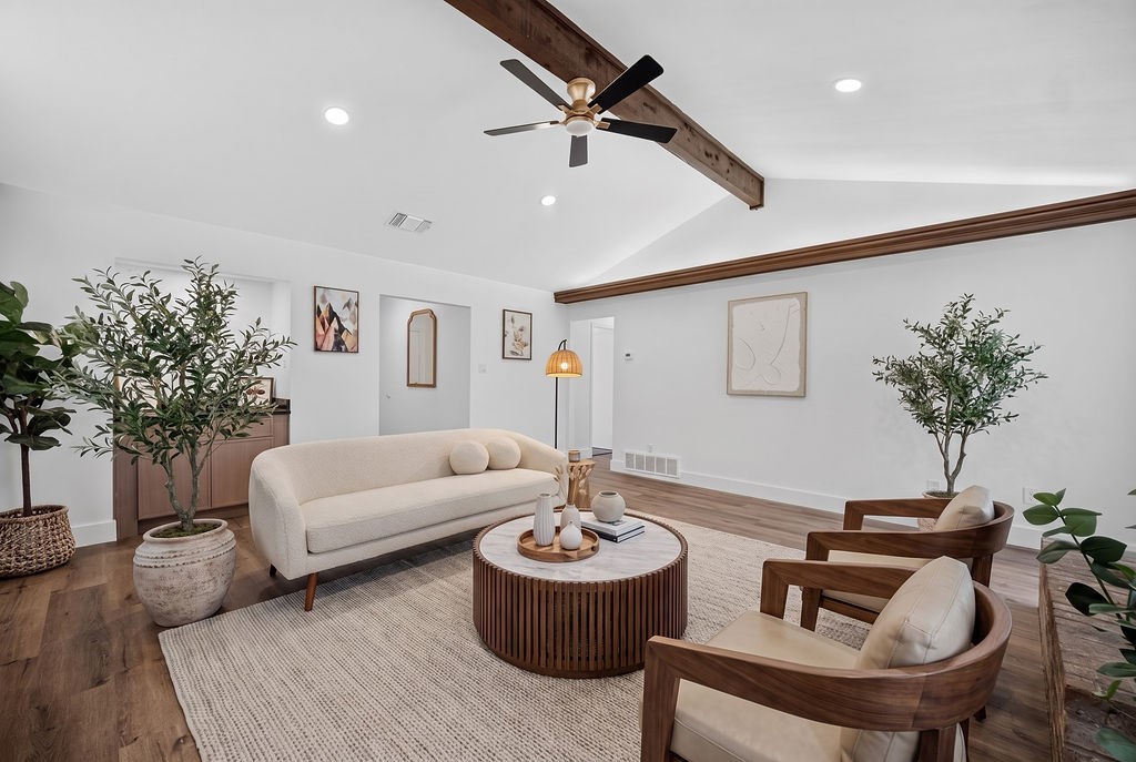 401 Myrtle Drive — photo