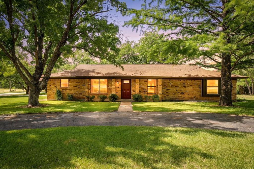 1009 Abbie Lane — photo