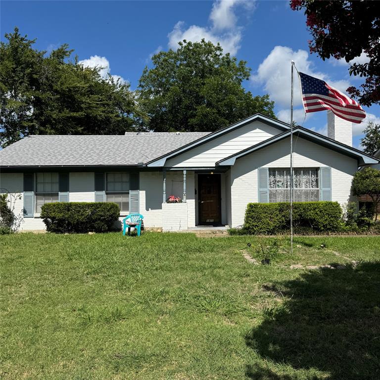 1411 Timberlake Circle — photo