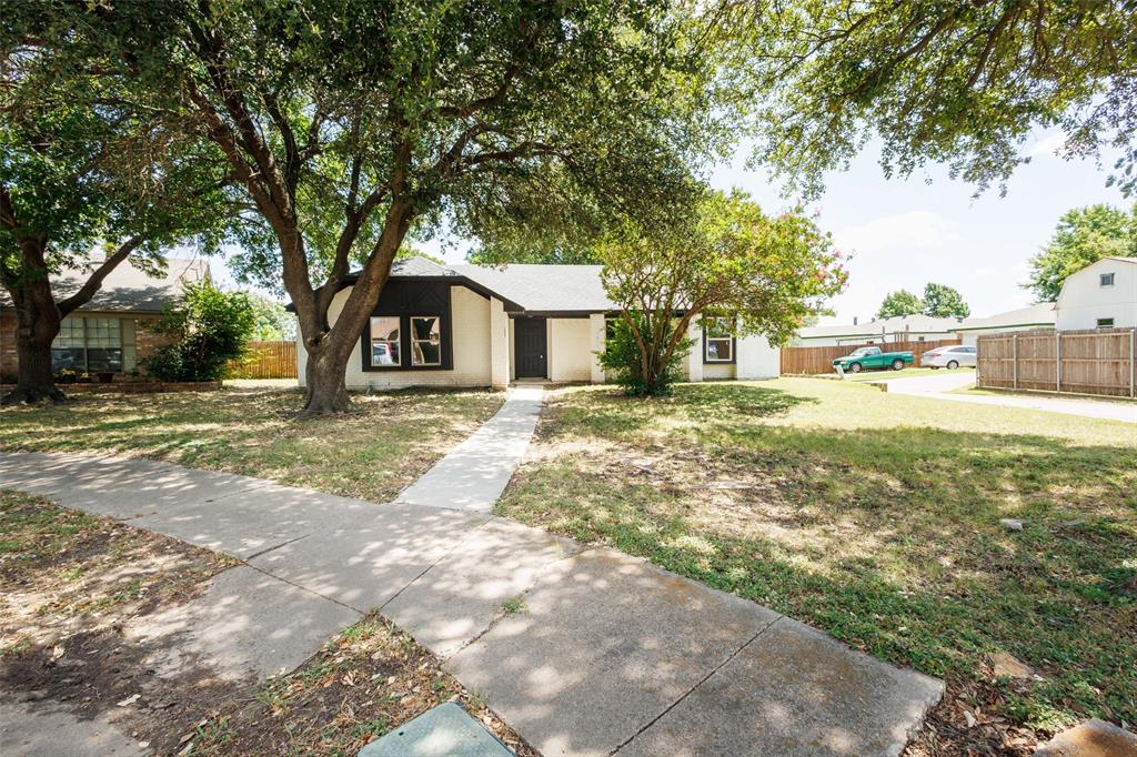 2437 Trenton Circle — photo