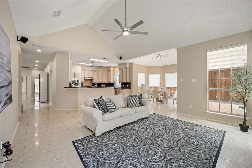 2324 Compton Drive — photo