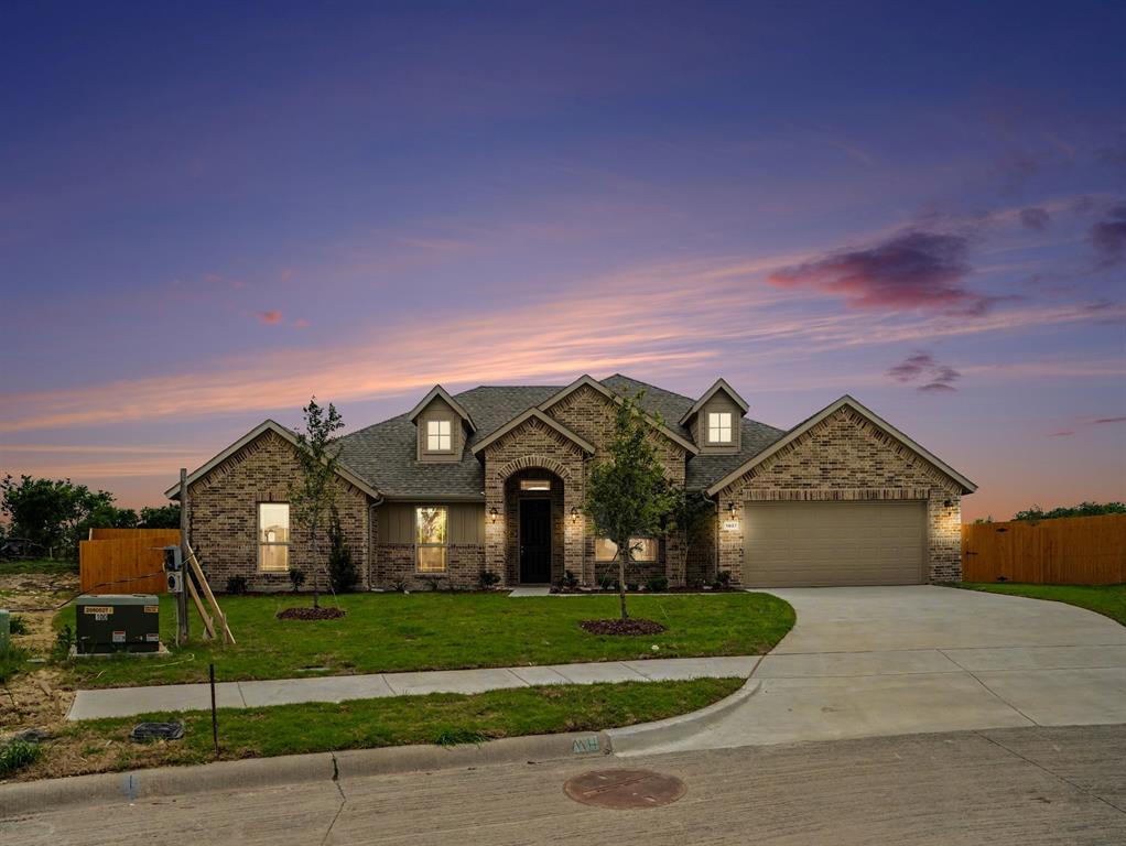 1027 Ella Drive — photo