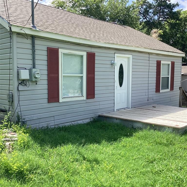 1506 S Travis Street — photo